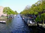 Hausboote zieren die Grachten von Amsterdam;110903