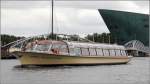 Die KONING WILLEM-ALEXANDER ist ein Rundfahrtenboot der Rederij P. Kooij in Amsterdam. Sie bietet Platz für 80 Fahrgäste. 09.06.2015