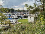 Der Hafen von Lauterbach nahe dem Bahnhof Lauterbach Mole am 24. September 2020