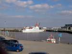 Fährschiff Spiegeroog I , am 13.3.2015 , im Hafen Neuharlingersiel vor der Abfahrt zur Nordseeinsel Spiegeroog