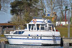 MARINA (u.a. für Seebestattungen eingesetzt) im Hafen von Niendorf / Ostsee ( 11.03.2023)
