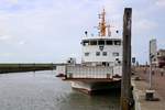 Personenfähre  Frisia IX  (Bauj. 1980) der Reederei Norden-Frisia, hauptsächlich eingesetzt zwischen Norddeich und Juist, liegt im Norddeicher Hafen. [27.7.2017 - 18:20 Uhr]