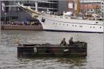 841 INGE ist whrend der Sail 2010 in Bremerhaven als Shuttle-Service im Hafen unterwegs. 26.08.2010