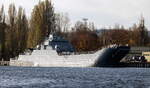 Das 95m lange Marine Landungsschiff ORP KRAKOW der polnischen Marine am 10.11.22 in Swinemünde