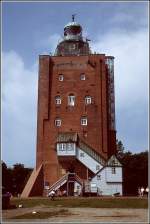 Seit 1814 ist das Quermarkenfeuer auf Neuwerk in Betrieb. Der Turm wurde bereits im 14. Jahrhundert errichtet und auch fr Feuer genutzt. Mit diesem Turm wird die Einfahrt in die Elbe markiert. Scan eines Dias vom 17.07.2004.