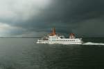 Auf unserem Ausflug nach Langeoog kam uns die Langeoog III entgegen. Aufgenommen von ihrem Schwesterschiff, der Langeoog IV. Gesehen am 02.07.2007