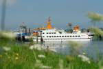 Die Langeoog III im Hafen von Langeoog. Sie verbringt am 23.08.2007 hier ihr Mittagspause. Am frhen Nachmittag geht es dann, mit bis zu 800 Passagieren, wieder auf die Fahrt in Richtung Bensersiel.