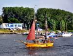 Gaffelkesch  cor. 13:13  Lg.18m - Br. 3,55m - Segelflche 87 m2 - 80 PS Heimathafen Rotterdam NL. Am 07.08.09 auf der Hanse-Sail in Rostock-Warnemnde.