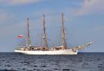  Dar Mlodziezy  Vollschiff - Lg. 108,08m - Br. 14m - Segelfläche 3015 m2 auf der Hanse-Sail 2009