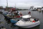 Im Hafen von Niendorf an der Ostsee sind viele Fischerboote vor Anker am 02.12.2011