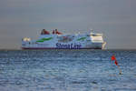 Stena Line Fähre MECKLENBURG VORPOMMERN (IMO 9131797) vor Sassnitz Mukran.