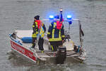 Feuerwehrboot HEINRICH (Freiwillige Feuerwehr Niendorf / Ostsee, Rufname: Florian Ostholstein 89/78/1) am 14.01.2021 im Hafen von Niendorf / Ostsee