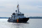 Zollkreuzer HIDDENSEE (IMO 8632213) vor Sassnitz.