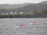 Tenderboote von  MS ALBATROS  in rauer See vor der schottischen Hafenstadt Oban am 11.09.2012.
