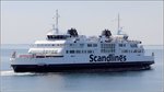 Die 1991 gebaute TYCHO BRAHE (IMO 9007116) passiert von Helsingborg (Schweden) kommend den Øresund und steuert Helsingør (Dänemark) an. Sie ist 111,2 m lang und 28,22 m breit, hat eine GT von 11.223 und kann 238 Fahrzeuge sowie 1.100 Passageiere befördern. Heimathafen ist Helsingør (Dänemark).