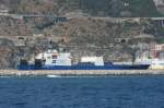 Die M/S  Euroferry Malta  laeuft in Salerno ein.