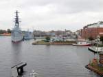 Blick auf den Museumshafen der Marine von WHV mit dem Lenkwaffenzerstörer MÖLDERS   und dem Minenjagdboot  WEILHEIM  ,Foto von Sept.2013 ,Gruss Günter