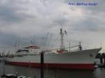  Cap San Diego  das  letzte  Frachtschiff, welches aus der Serie 5 Baugleichen Schiffen noch lebt. Es verlsst alle Jahre einmal den Hafen in Hamburg. 06.08.08 in Hamburg