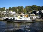 MARXEN am 13.10.2011, Hamburg, Elbe, Museumshafen Neumhlen /
ex JULIUS D.A. MARXEN, Auerdienststellung 1996  /
ehem. Lotsenversetzboot / La 21,5 m, B 5,4 m, Tg 2,75 m / 1 MWM-Diesel, 12-Zyl., 350 PS, 1 Wendegetriebe 3:1, Prop.-D= 1230 mm, 10,5 kn / 1957 bei Pohl und Jozwiak, Hamburg / 2 Dieselgeneratoren,  170 PS, 1 E-Fahrmotor (260 PS) mit Getriebe, Untersetzung 7:1, Wellendrehzahl 180 Upm, Prop.-D= 1.800 mm, 10,5 kn /
