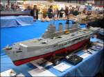 Auf der Modellbau-Messe in Sinsheim im Mrz 2006 war dieses Modell eines britischen Flugzeugtrgers der Invincible-Klasse ausgestellt, der  HMS Illustrious .