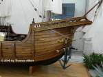 Dieses etwa 5 Meter lange Schiffsmodell vom Kolumbus-Schiff  Santa Marie  steht im Schifffahrtsmuseum von Genua.