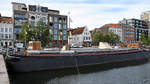 Das historische Güterschiff  Mondesir  von 1913 Ende Juli 2018 im Bonapartedok Antwerpen.