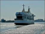 Gegenlichtaufnahme der Fähre OLEANDER LIMASSOL der Gesellschaft Trans Europa Ferries aufgenommen am 14.09.08 während der Einfahrt in den Hafen von Oostende.