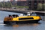 Die 2000 gebaute BRYGGEN (Dän. Kontrollnr. A 494) wird in Kopenhagen als  Hafenbus  im Linienverkehr eingesetzt. Länge: 18,90 m, Breite: 4,55 m, Tiefgang: 2,05 m. 04.06.2016
