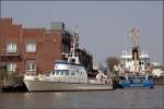 Das niederschsische Fischereiaufsichtsboot NIMROD liegt am 11.04.2009 im Hafenkanal in Bremerhaven.