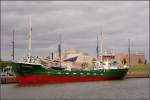 Das Stader Museumsschiff GREUNDIEK (IMO 5148998) ist am 13.06.2009 zu Besuch im Neuen Hafen von Bremerhaven. Dieser 1950 gebaute Kmo ist 42 m lang und 7 m breit. Frhere Namen: HERMANN HANS, RITA DLLING