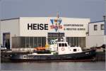 Die ESTE, Heimathafen Buxtehude, liegt am 24.06.2010 im Fischereihafen in Bremerhaven. Sie wurde 1957 auf der Jadewerft in Wilhelmshaven fr das WSA Bremerhaven gebaut, ist 21 m lang, 5,63 m breit und hat eine Maschinenleistung von 189 kw. 2010 wurde sie von der Linnhoff Schiffahrt GmbH bernommen.