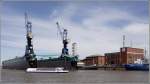 Die MWB (Motorenwerke Bremerhaven). Links ist das (Schwimm-) Dock V zusehen. Es wird gerade von der LADY SUNSHINE whrend einer Hafenrundfahrt passiert. 16.05.2010