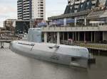 Museumsboot des Trgervereins  Technikmuseum Wilhelm Bauer  im alten Hafen von Bremerhaven. Das ehemalige U 2540 (Bj. 1945) vom Typ XXI kam glcklicherweise nicht mehr zum Kampfeinsatz (Aufnahme vom 29.08.2007)