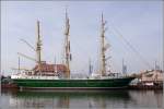 Die ALEXANDER VON HUMBOLDT II (IMO 9618446) liegt am Tag ihrer Taufe, dem 24.09.2011 im Neuen Hafen in Bremerhaven, ihrem Heimathafen. Sie ist seit 1958, dem Bau der GORCH FOCK, das erste wieder in Deutschland gebaute Segelschiff.