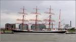 Die 1921 gebaute Viermastbark SEDOV (IMO 7946356) liegt am 08.07.2012 in Bremerhaven. Sie ist 117,5 m lang, 14,62 m breit und hat eine Segelflche von 4.195 m. Heimathafen ist Murmansk (Russland). Gebaut wurde sie auf der Germaniawerft in Kiel und fuhr zunchst unter dem Namen MAGDALENE VINNEN II, spter als KOMMODORE JOHNSEN.