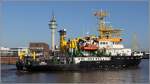 Die 1987 gebaute ATAIR (IMO 8521426) ist ein Vermessungs-, Wracksuch- und Forschungsschiff des Bundesamtes für Seeschifffahrt und Hydrographie. Sie ist 51,40 m lang, 11,40 m breit und hat eine GT/BRZ von 950. Die Maschine liefert 660 kw und ermöglicht eine Geschwindigkeit von 11,4 kn. Hier ist sie am 02.02.2014 im Schleusenvorhafen zum Fischereihafen in Bremerhaven zu sehen.