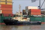 Die 2005 gebaute SVITZER MALLAIG (IMO 9317901) ist seit Anfang 2014 in Bremerhaven stationiert. Dieser Schlepper ist 30 m lang, 11,5 m breit, hat eine Maschinenleistung von 4.340 kw und einen Pfahlzug von 70 t. Heimathafen ist IJmuiden (Niederlande). 24.04.2014