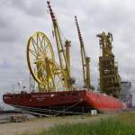 Der kombinierte Rohr-Kabelleger  Ceona Amazon  liegt am 16.06.2016 im Bremerhavener Kaiserhafen III. Das 199,4 Meter lange und 32,2 Meter breite Schiff wurde von der Lloyd Werft gebaut und im Jahre 2014 abgeliefert.