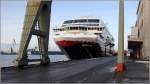 Die 2003 gebaute MIDNATSOL (IMO 9247728) hat am 09.01.2016 im Fischereihafen in Bremerhaven festgemacht um kurz darauf für Arbeiten in die BREDO-Docks zu gehen. Sie ist 136 m lang, 21 m breit, hat eine GT/BRZ von 16.151 und eine DWT von 1.184 t. Heimathafen ist Tromso (Norwegen).