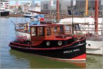 Die STELLA NOVA ist ein im Niederländischen Opduwer oder Opdrukker genannter Binnenschlepper. Sie ist 8 m lang, 2,3 m breit und hat eine Maschinenleistung von 48 PS. Heimathafen ist Bremerhaven. Früherer Name: IJVER. Hier liegt die STELLA NOVA am 01.04.2016 im neuen Anstrich im Neuen Hafen von Bremerhaven.
