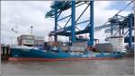 Die 1995 gebaute MARJA (IMO 9113721) fuhr auch schon unter dem Namen MAGDA. Sie ist 100 m lang, 18 m breit, hat eine GT/BRZ von 3999 und kann 509 20-Fu-Container transportieren. Heimathafen ist Heerenveen in den Niederlanden. Hier ist sie am 06.09.2007 an der Stromkaje in Bremerhaven zu sehen.