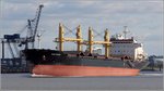 Die 2001 gebaute MONTROSE (IMO 9223813) passiert am 05.10.2016 die Stromkaje in Bremerhaven. Sie ist 178,43 m lang und 26 m breit, hat eine GT/BRZ von 17.944 und eine DWT von 27.028 t. Heimathafen ist Limassol (Zypern). Frühere Namen: DS MONTROSE, CS MONTROSE.