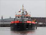 Bugansicht des Saugbaggers HEIN (IMO 7911856), der am 30.03.2017 in den Kaiserhäfen in Bremerhaven im Einsatz ist. Heimathafen ist Zwolle (Niederlande).