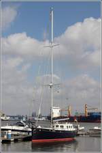 Die SeaSoul liegt am 02.04.2017 in der Marina Bremerhaven im Fischereihafen II.