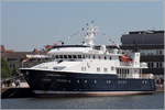 Die 2006 gebaute HANSE EXPLORER (IMO 9346110) ist eine Expeditionsyacht mit hoher Eisklasse für 12 Passagiere und 20 Crewmitglieder. Sie ist 47,76 m lang und 10,40 m breit. Heimathafen ist St. John's (Antigua and Barbuda). Hier liegt sie am 26.05.2017 im Neuen Hafen von Bremerhaven.