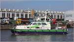 Die 2016 gebaute SEEADLER (ENI 04812170) ist hier in den Stadtbremischen Überseehäfen in Bremerhaven unterwegs. Dies Vermessungsschiff von bremenports ist 16,10 m lang und 4,94 m breit. Der Hybridantrieb besteht aus einem 323 kW leistenden Dieselmotor und 10 Lithium-Batterien mit 105 kWh. Heimathafen ist Bremerhaven.
