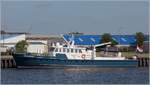 Die 1964 gebaute ALEXANDER GOGEL (ENI 02326116) war bis 2003 als Zollboot der Niederlande im Einsatz. Heute ist es anscheinend eine Privatyacht mit einer Länge von 25,60 m und einer Breite von 5,34 m. Heimathafen ist Leeuwarden (Niederlande). Hier liegt sie am 28.06.2019 im Fischereihafen 2 in Bremerhaven.