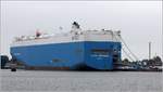 Die 2010 gebaute GLOVIS COMPANION (IMO 9460899) liegt im Kaiserhafen II in Bremerhaven. Sie ist 199,99 m lang und 32,26 m breit, die GT/BRZ betrgt 60.213, die DWT 18.671 t und sie kann 6.340 Fahrzeuge transportieren. Heimathafen ist Majuro (Marshall Islands). Frherer Name: OCEAN CHALLENGER. 13.07.2019