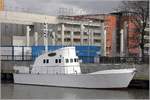  To Mo Lu  heißt dieser zu einem Kajütboot umgebaute frühere Seenotrettungskreuzer. Bremerhaven, 18.03.2021