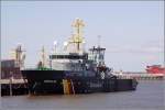 Das 2008 gebaute neue Fischereischutzboot SEEFALKE (IMO 9421233) liegt am 26.03.2011 in Cuxhaven.